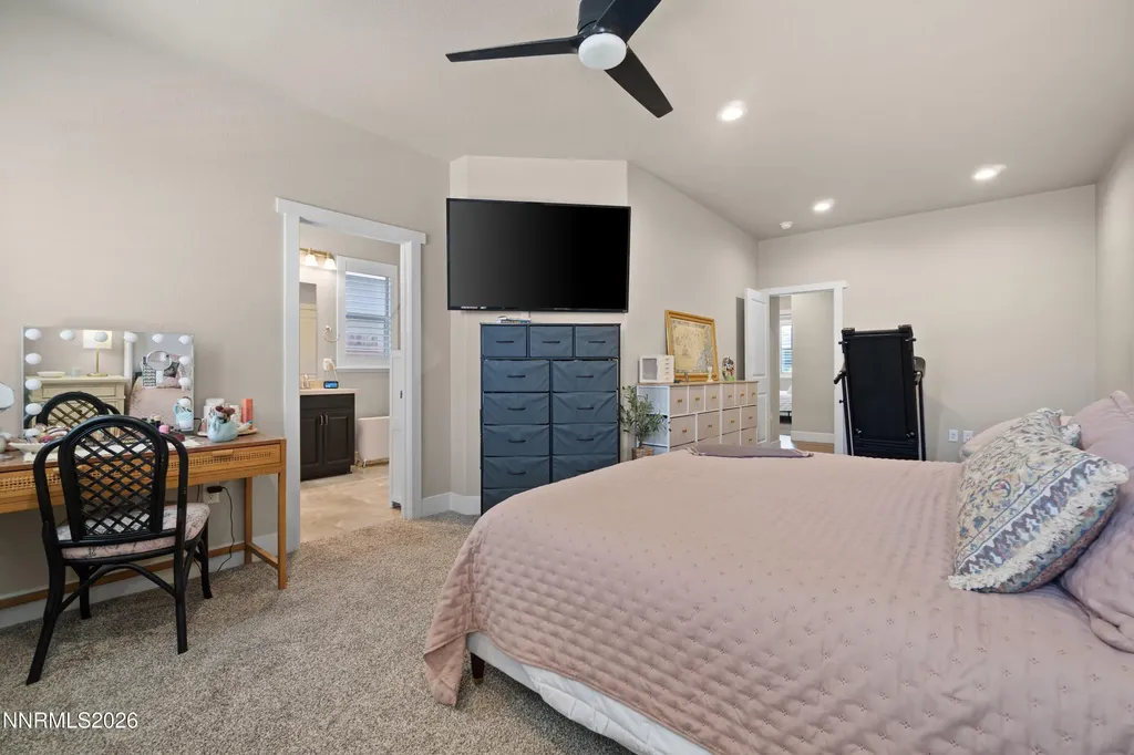 752 Cottage Gardnerville NV 89460