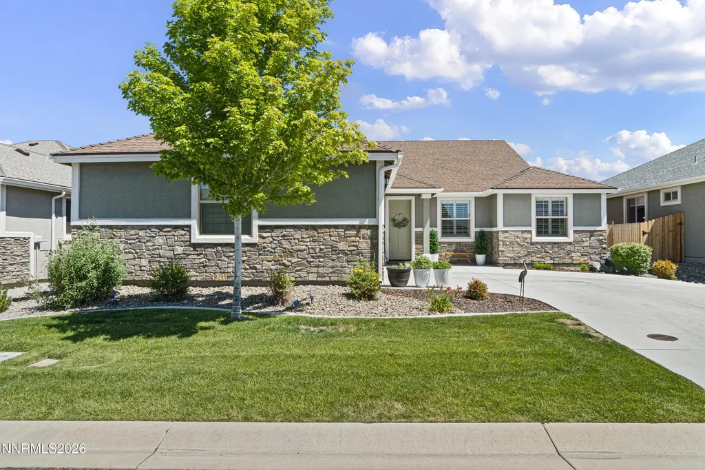 752 Cottage Gardnerville NV 89460
