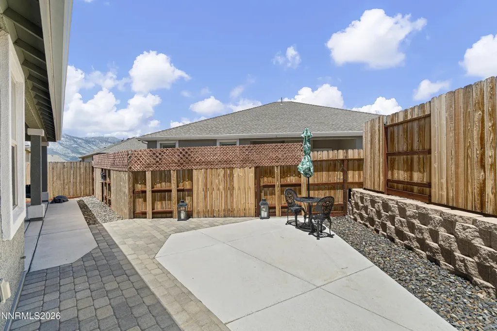 752 Cottage Gardnerville NV 89460