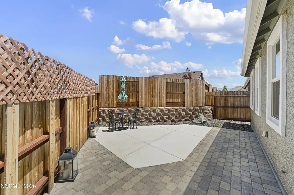 752 Cottage Gardnerville NV 89460