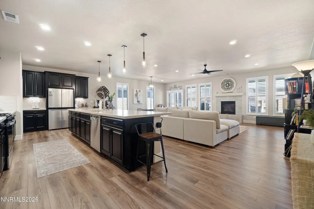 752 Cottage Gardnerville NV 89460