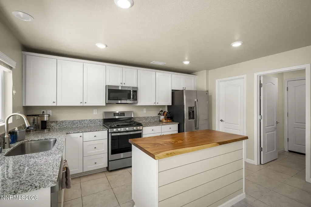 8941 Quail Falls Reno NV 89506