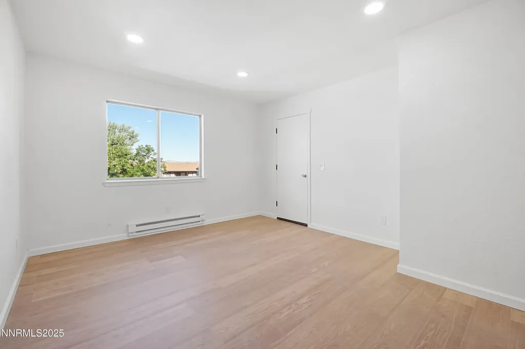 2085 Highview Reno NV 89512