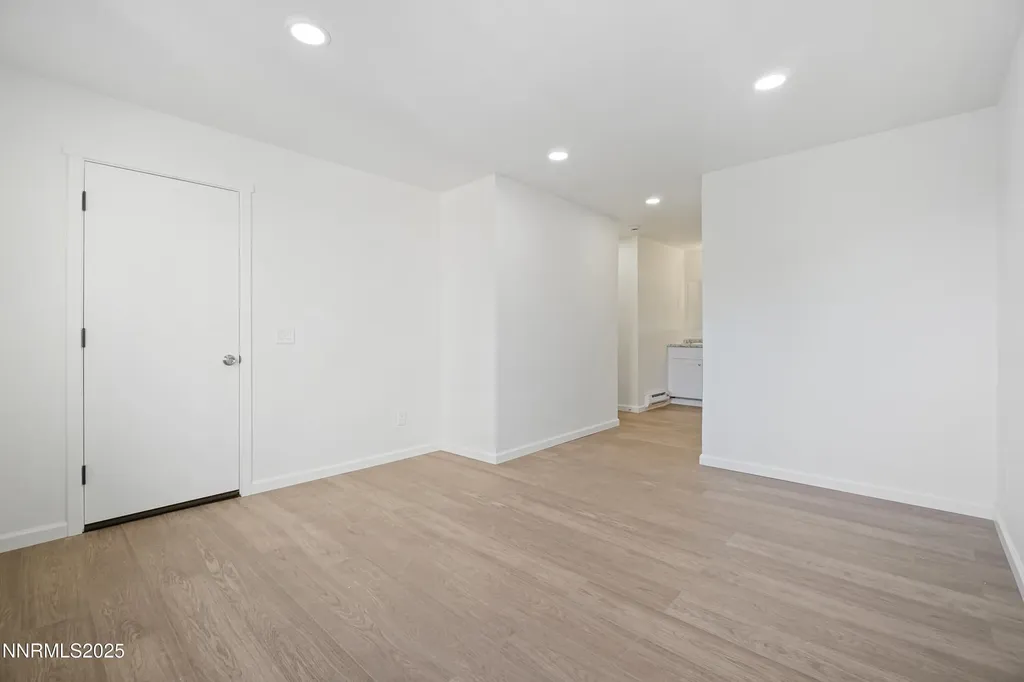 2085 Highview Reno NV 89512