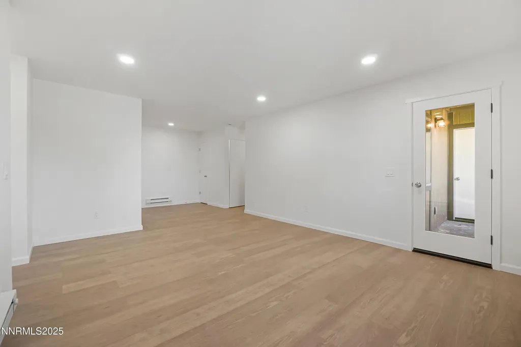 2085 Highview Reno NV 89512