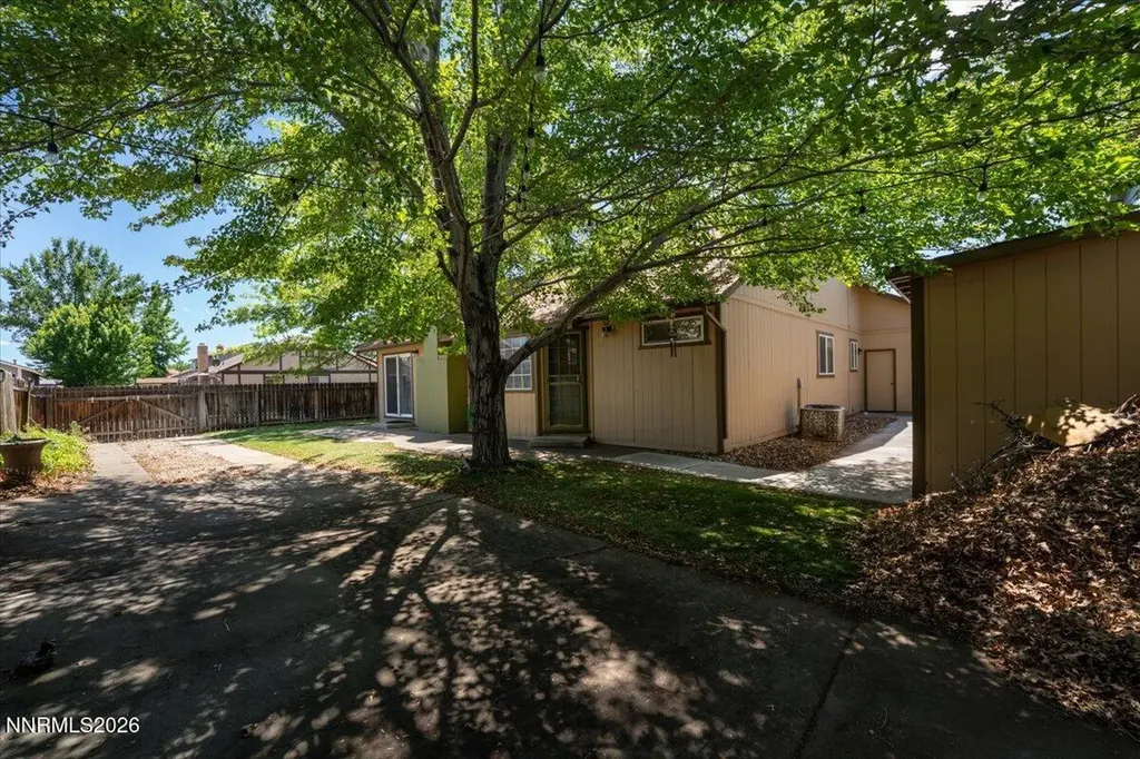 2030 Woodhaven Sparks NV 89434