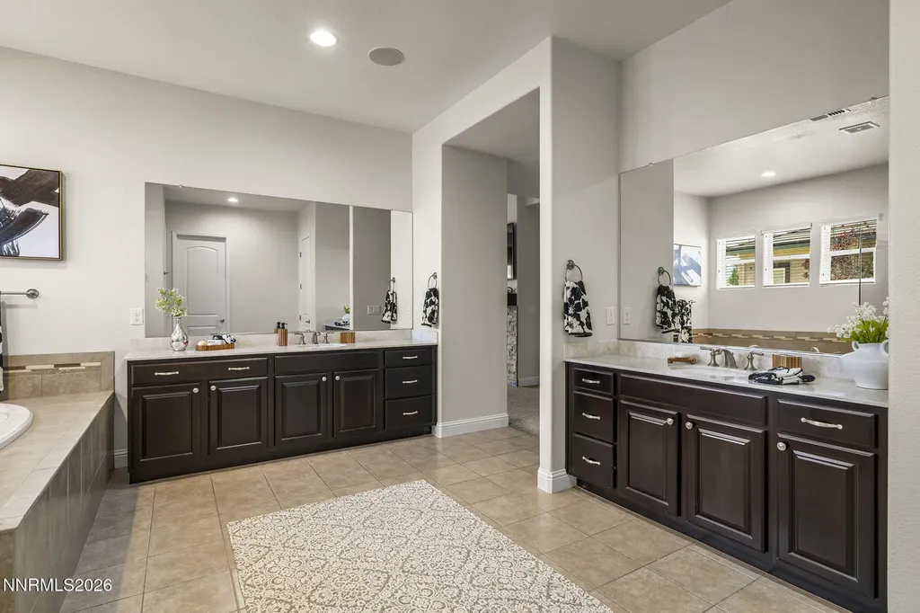 9845 Firefoot Reno NV 89521