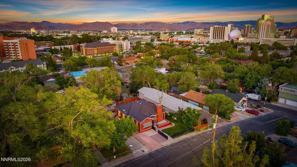 1114 The Strand Reno NV 89503