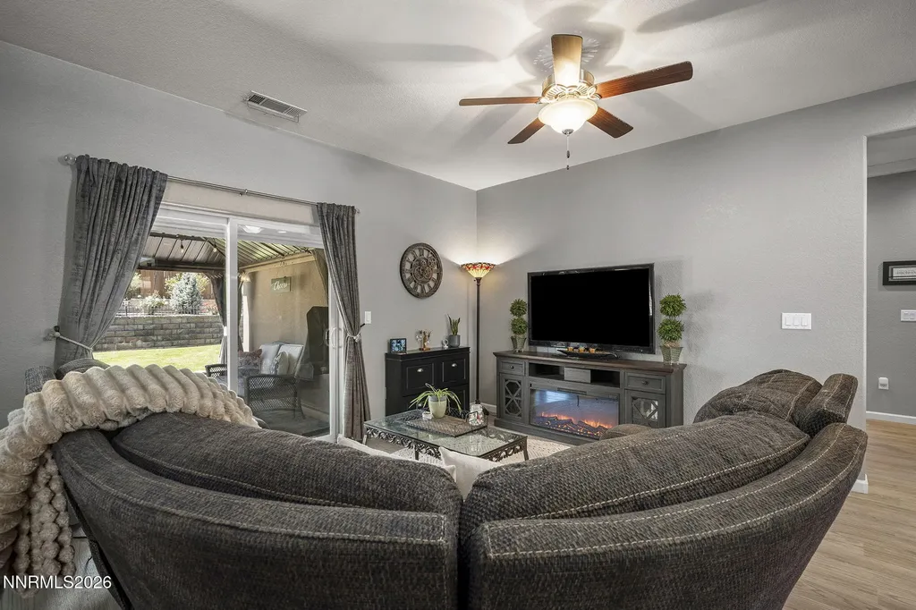 2203 Windrow Fernley NV 89408