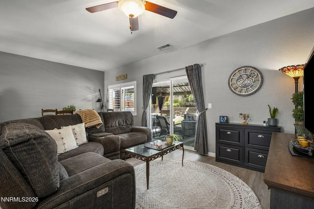2203 Windrow Fernley NV 89408