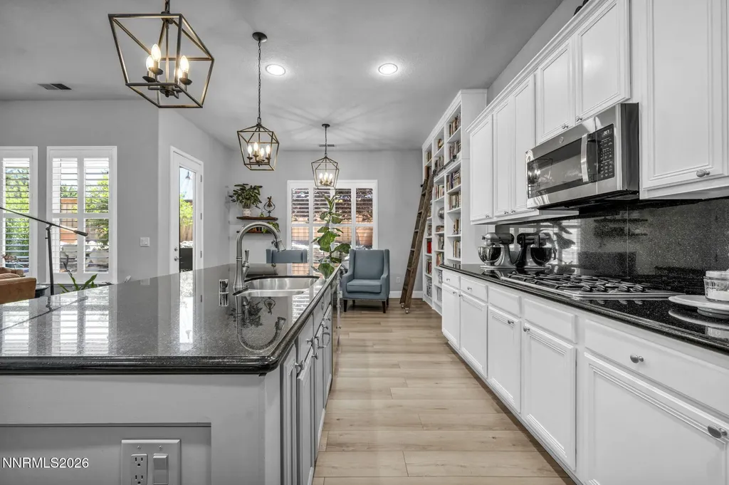 1658 Bridgeview Reno NV 89521
