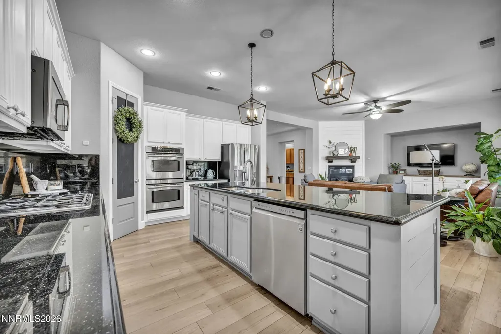 1658 Bridgeview Reno NV 89521