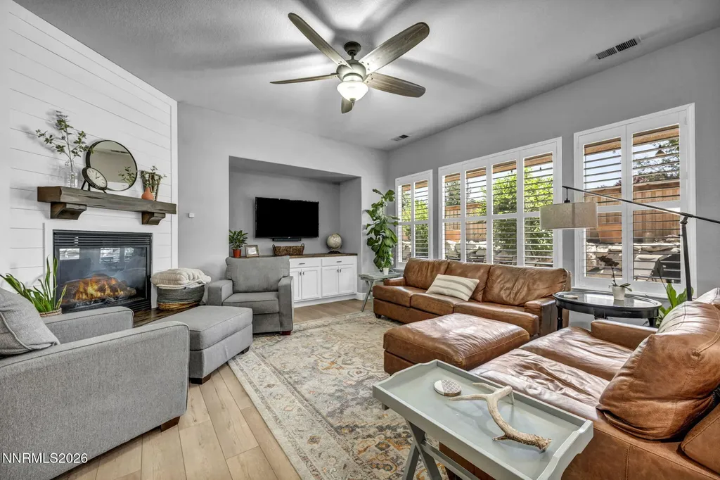 1658 Bridgeview Reno NV 89521