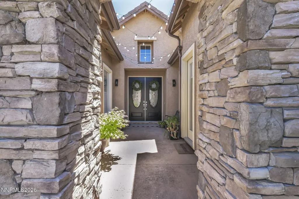 1658 Bridgeview Reno NV 89521