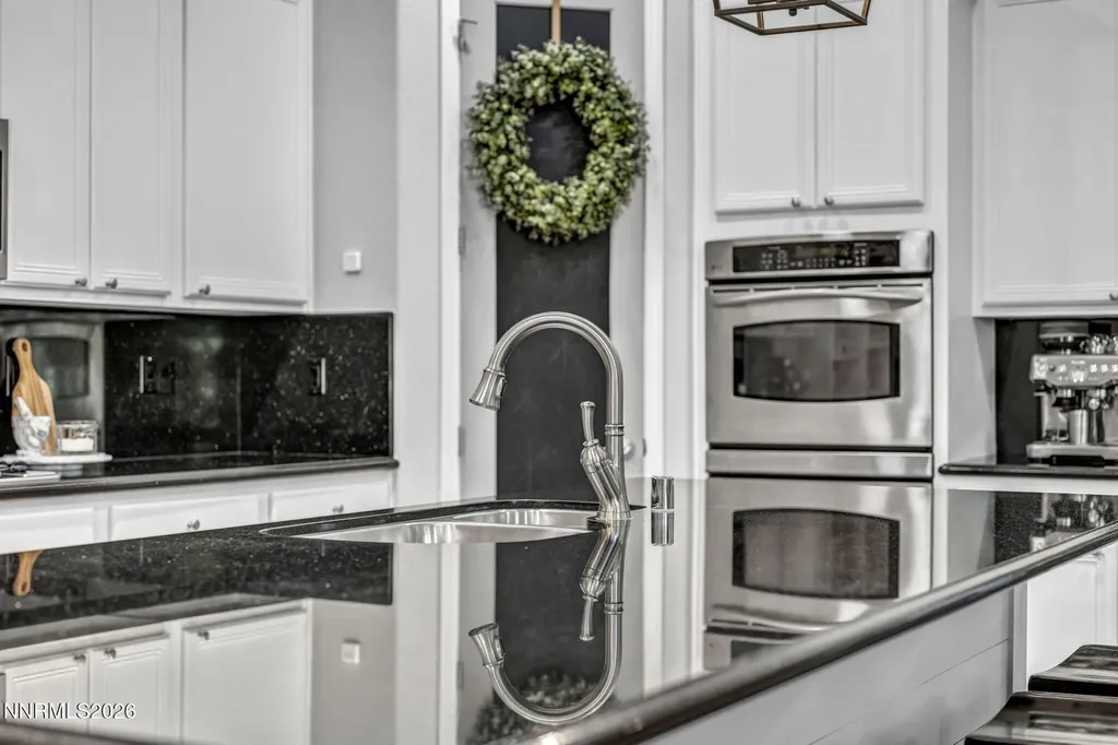 1658 Bridgeview Reno NV 89521