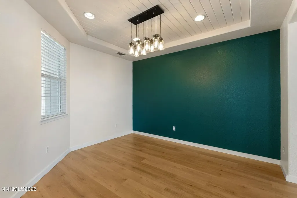 2439 Spring Flower Reno NV 89521
