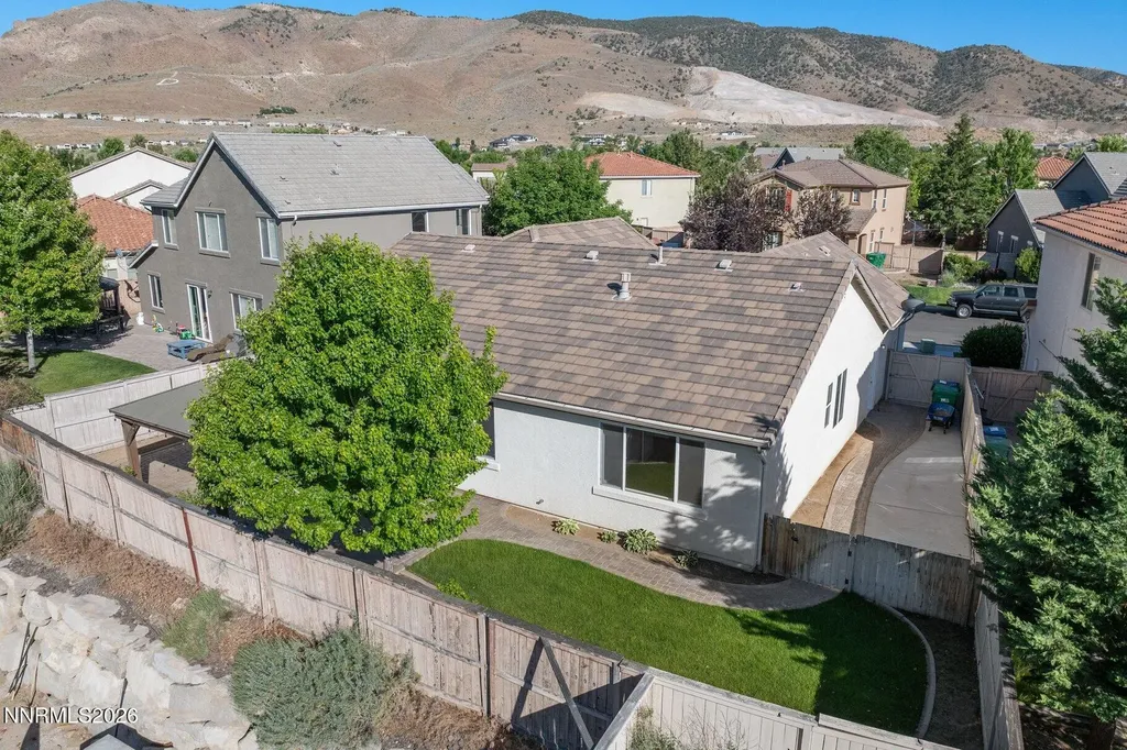 2439 Spring Flower Reno NV 89521