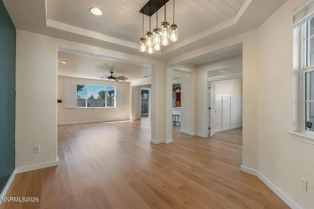 2439 Spring Flower Reno NV 89521