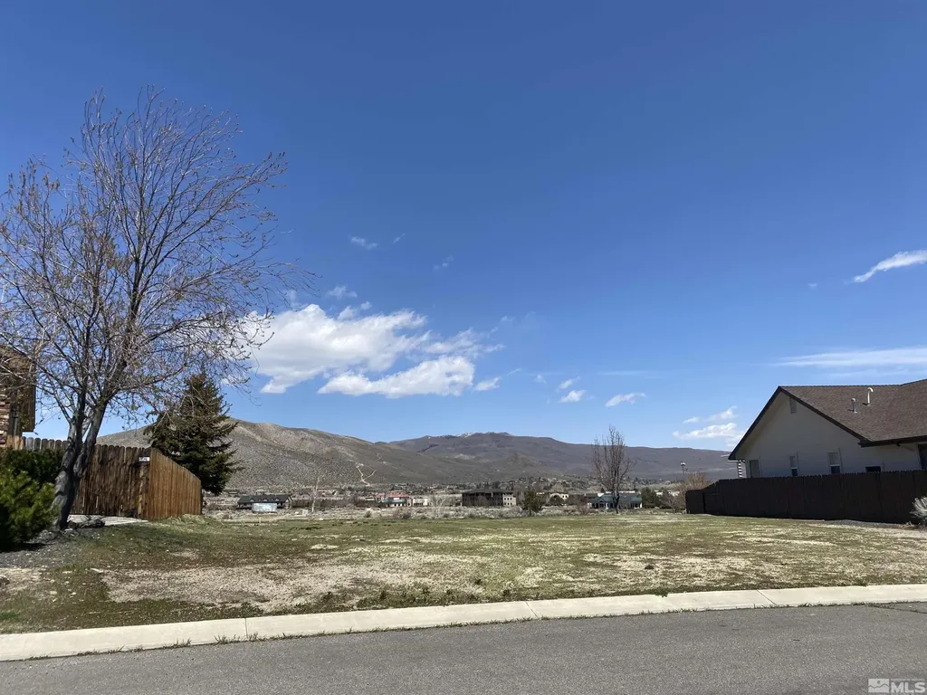 1552 Robb Carson City NV 89703