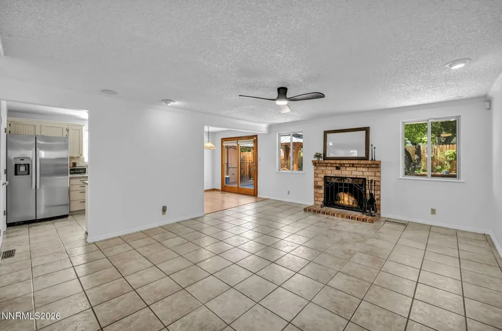 3060 Meadowlands Sparks NV 89431