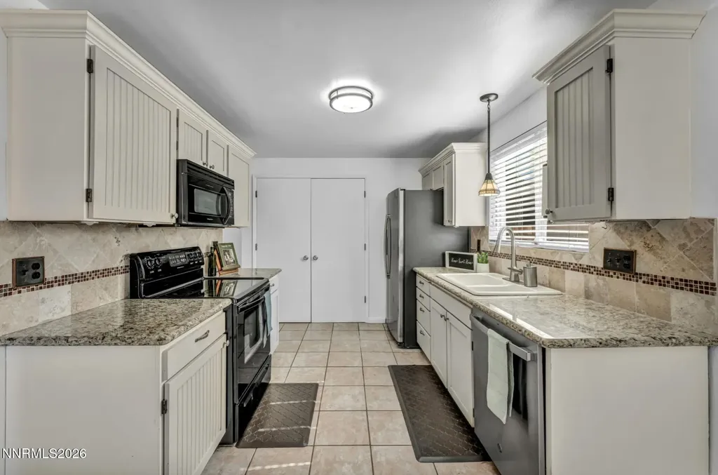 3060 Meadowlands Sparks NV 89431