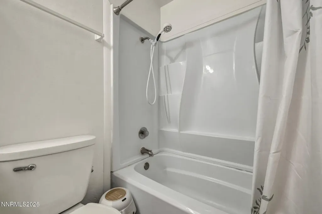 1008 Baywood Sparks NV 89434