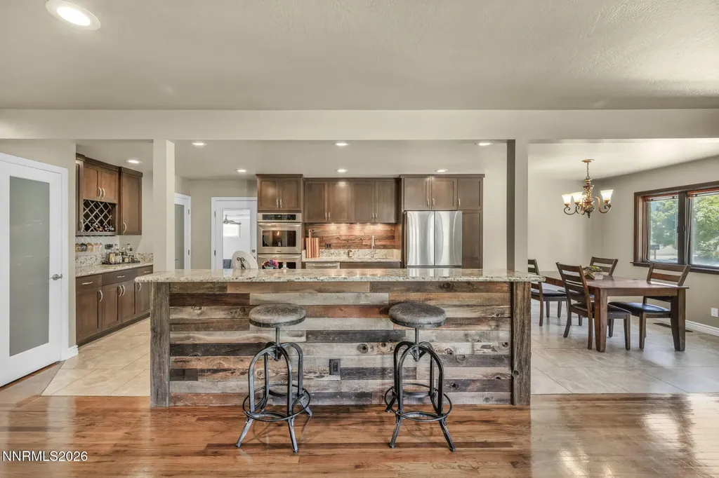 275 Hillcrest Reno NV 89509