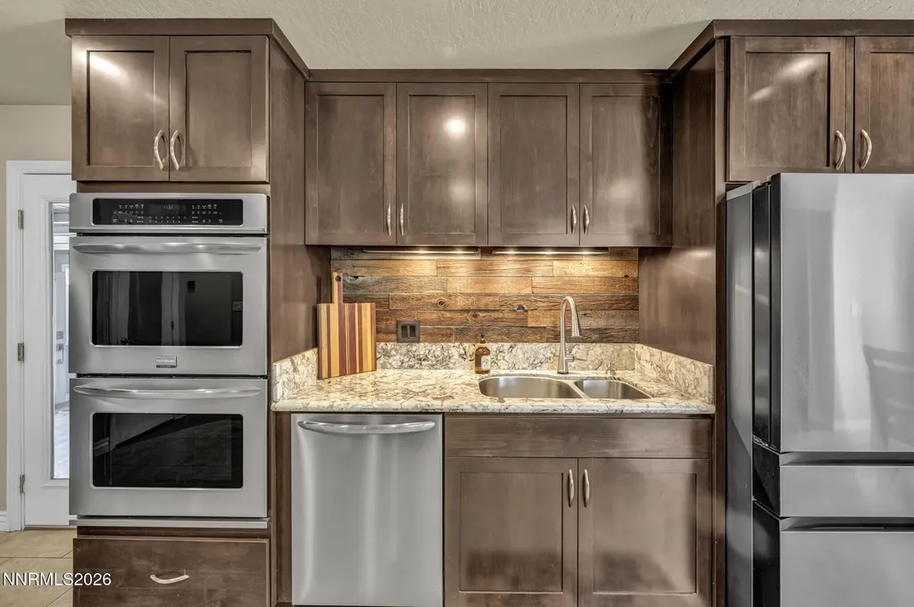 275 Hillcrest Reno NV 89509