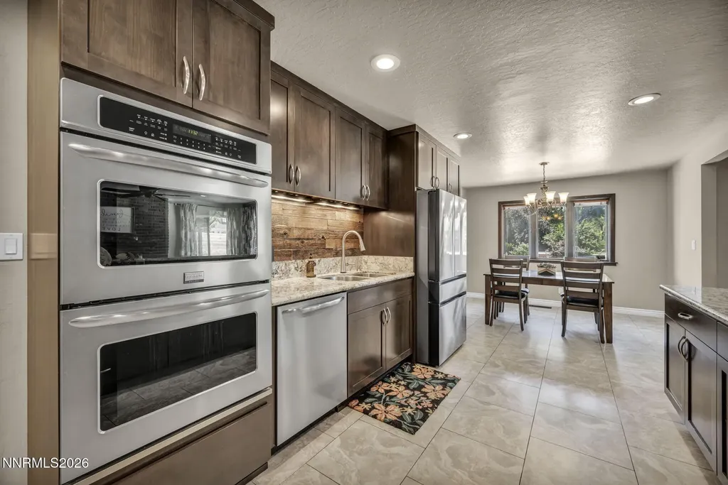 275 Hillcrest Reno NV 89509
