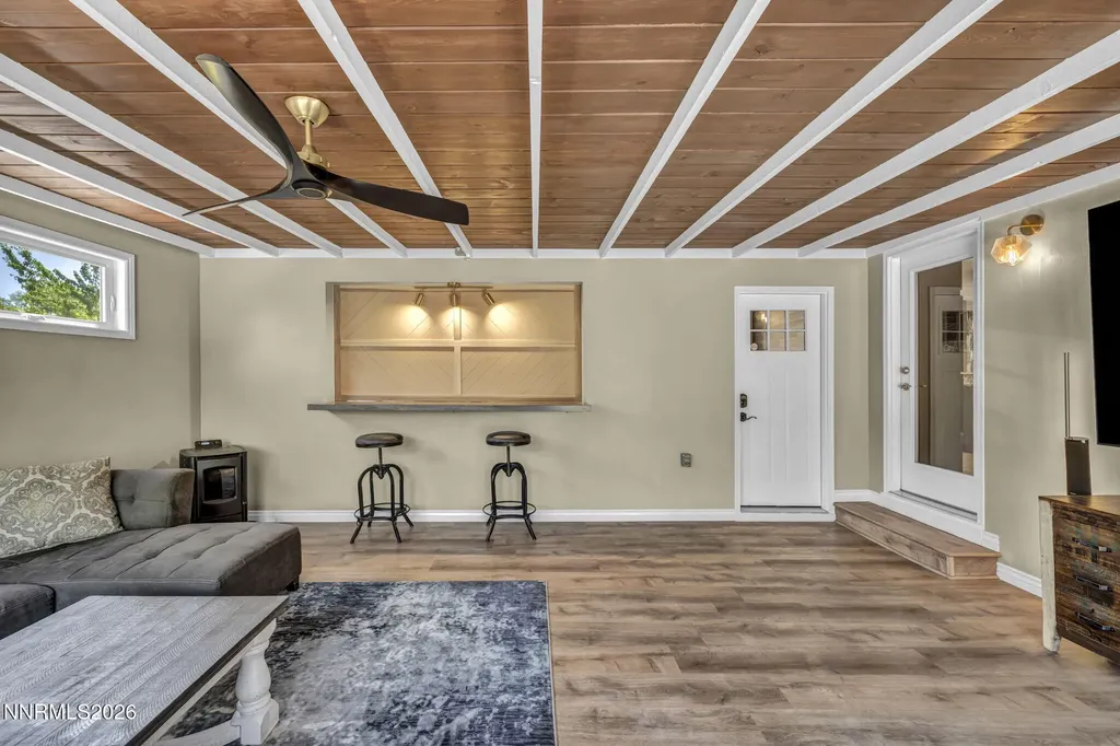 275 Hillcrest Reno NV 89509