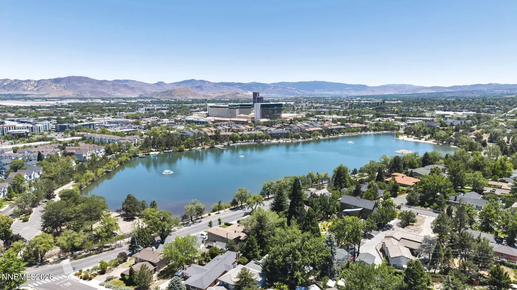 275 Hillcrest Reno NV 89509