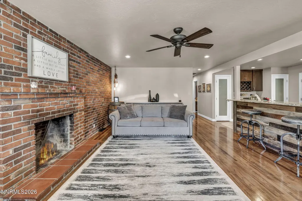 275 Hillcrest Reno NV 89509