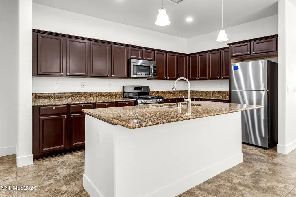 1143 Callaway Reno NV 89523