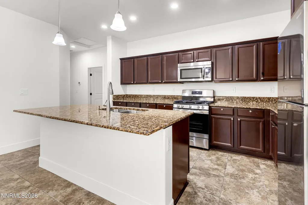 1143 Callaway Reno NV 89523