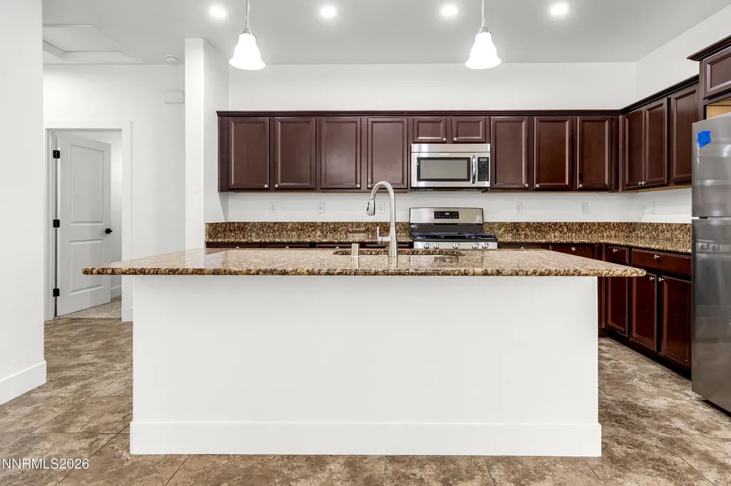 1143 Callaway Reno NV 89523