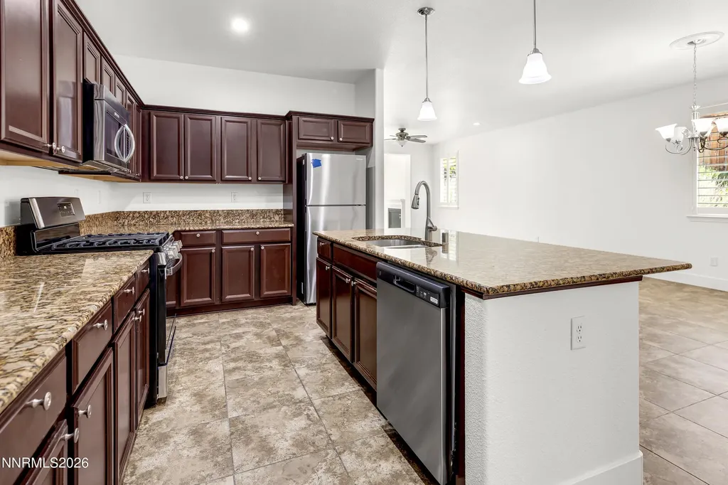 1143 Callaway Reno NV 89523