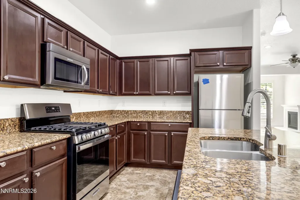 1143 Callaway Reno NV 89523