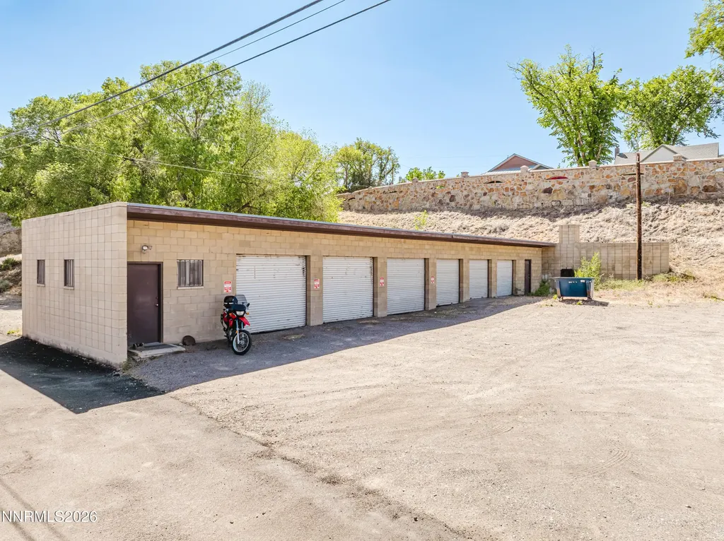 421 Court Elko NV 89801