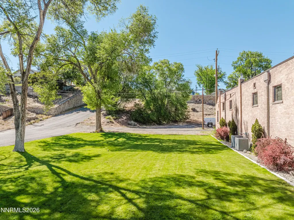 421 Court Elko NV 89801