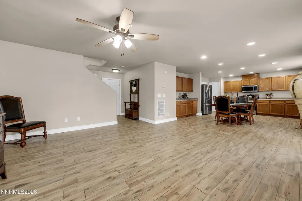 7991 Mariner Cove Reno NV 89506