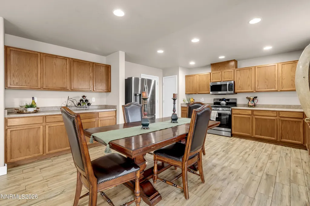 7991 Mariner Cove Reno NV 89506