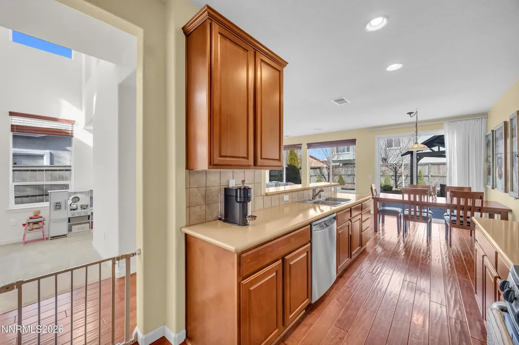 461 Roseben Reno NV 89521
