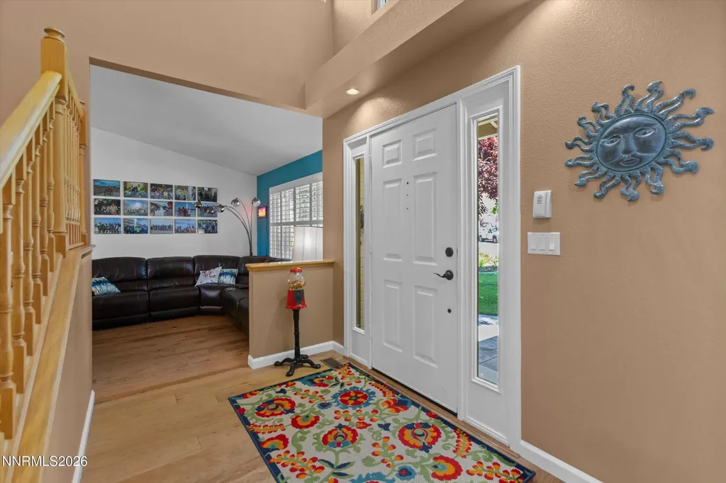 5225 Canyon Crest Sparks NV 89436