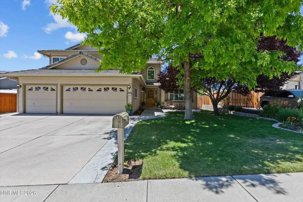 5225 Canyon Crest Sparks NV 89436