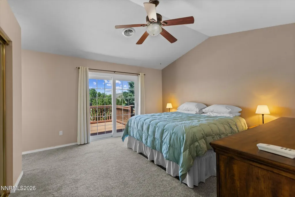 5225 Canyon Crest Sparks NV 89436