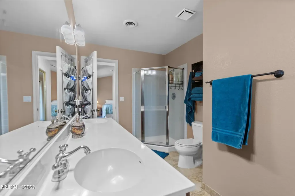 5225 Canyon Crest Sparks NV 89436