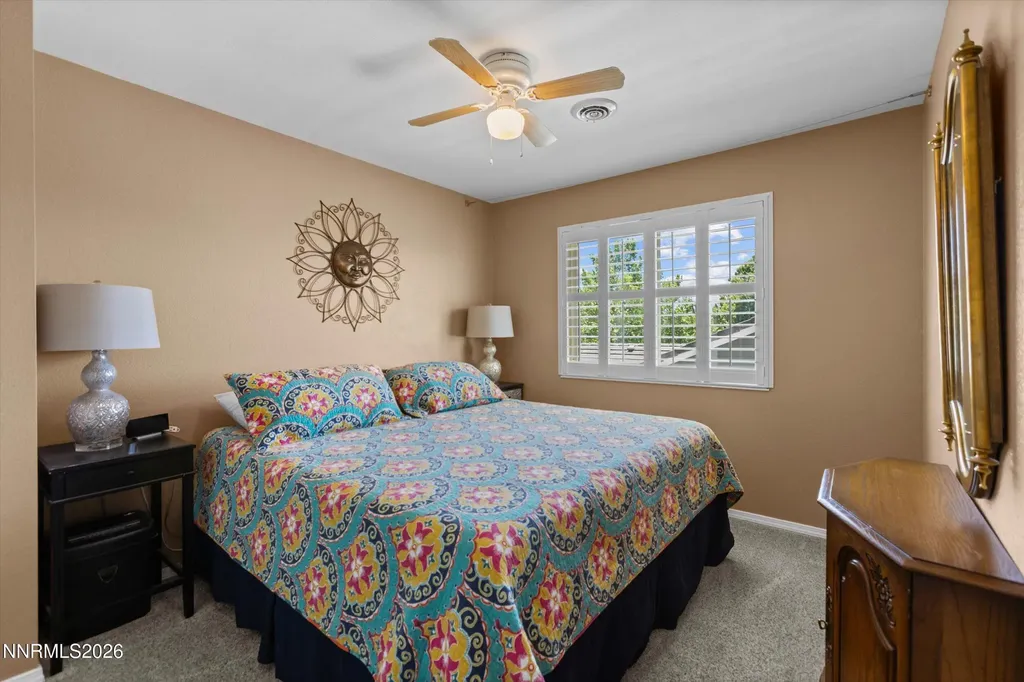 5225 Canyon Crest Sparks NV 89436