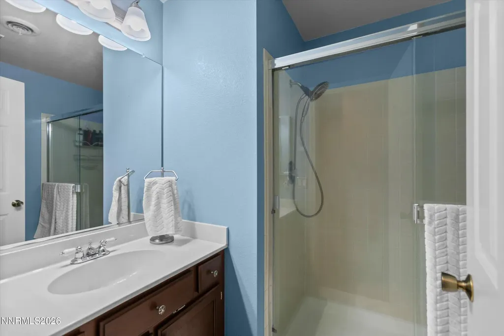 5225 Canyon Crest Sparks NV 89436