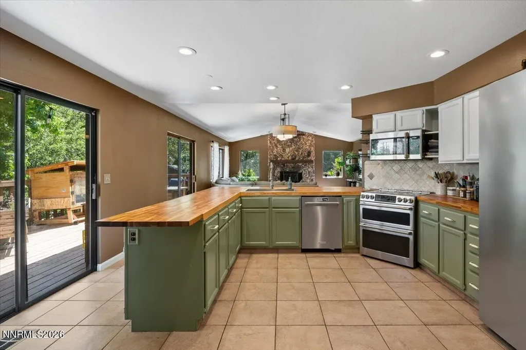 3070 Natalie Reno NV 89509