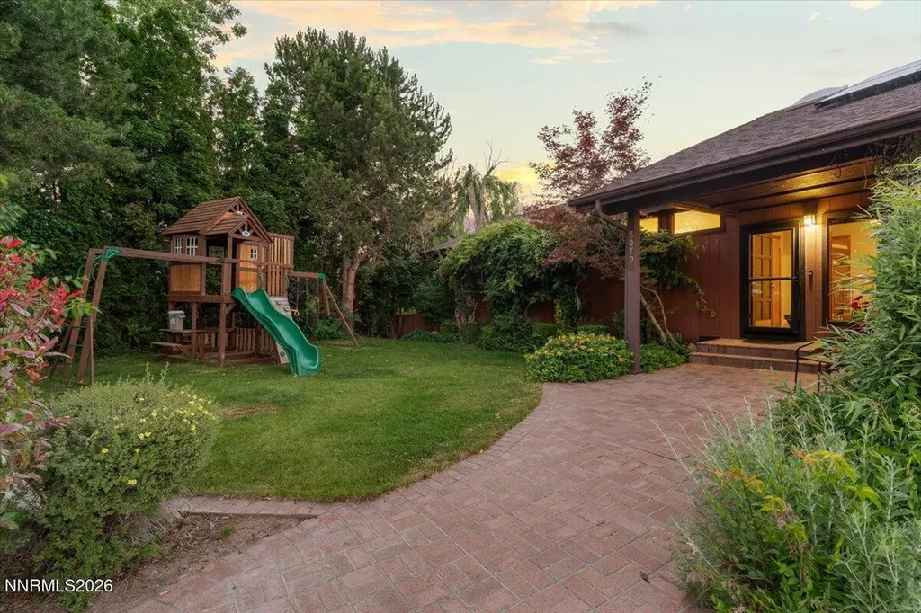 3070 Natalie Reno NV 89509